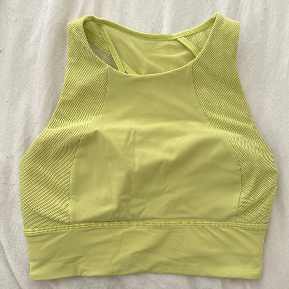 High Neck Lululemon Sports Bra size 6